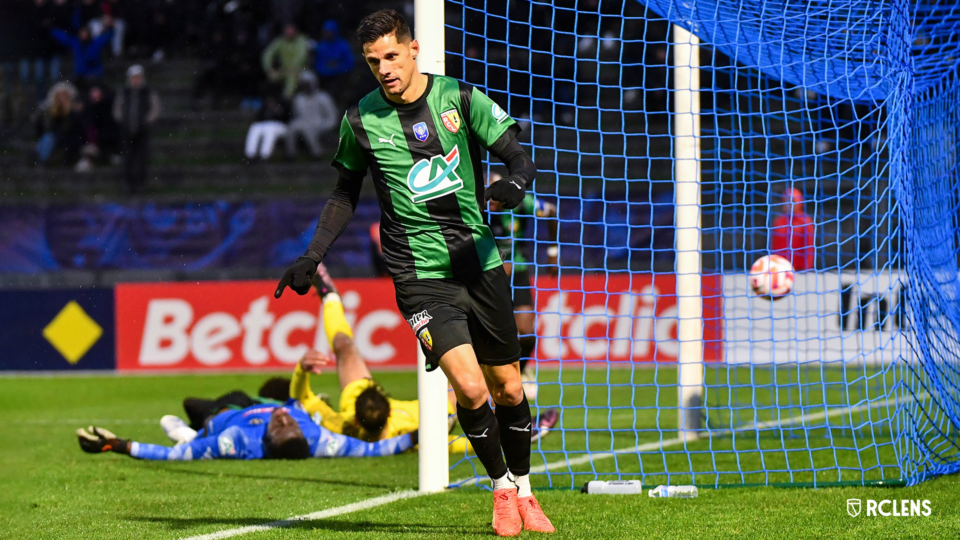 ESA Linas-Montlhéry - RC Lens (0-2) : toujours en course