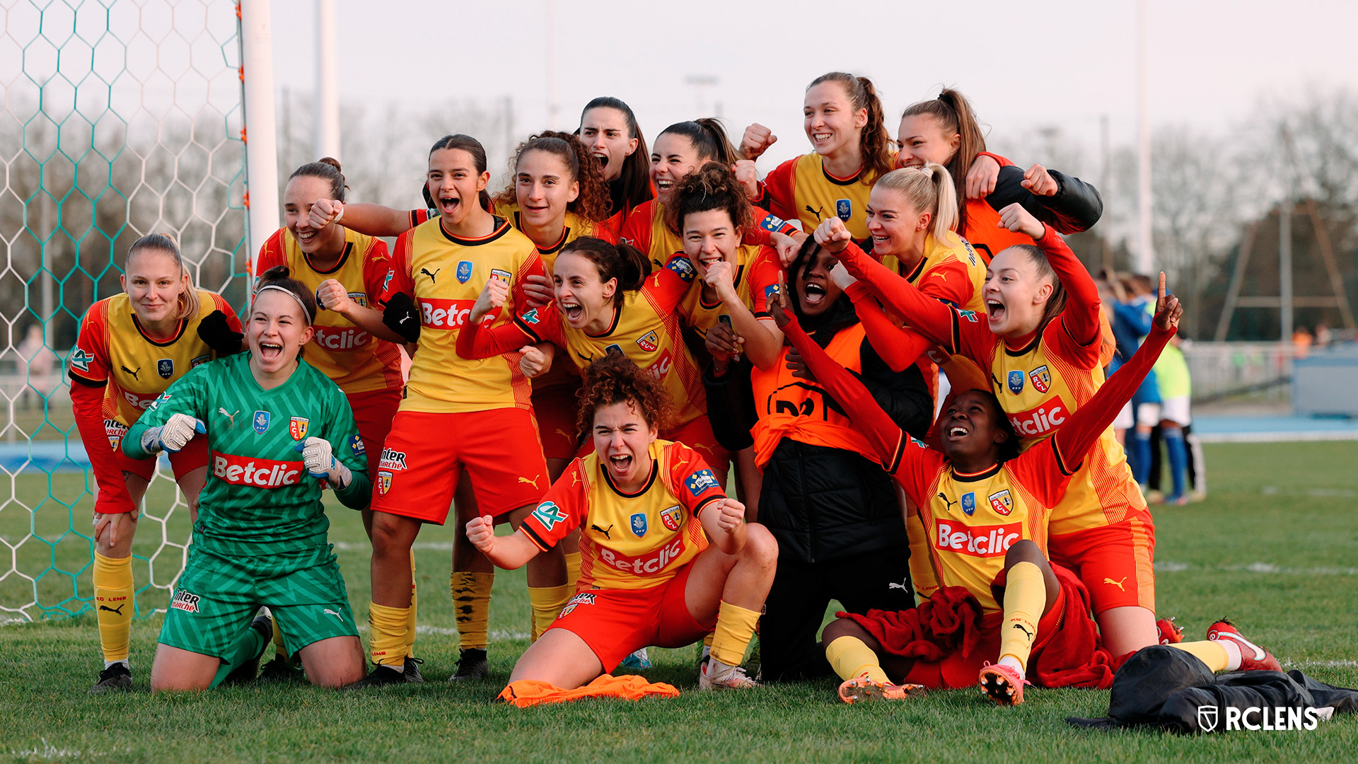 RC Lens : Fany Proniez, Justine Rousseeu, Andrea Prette, Kaina El Koumir, Emma Smaali, Romane Lejeune, Kahissa Saïdi, Bérénice Legrand, Lina Thivillon, Carla Polito, Dayana Pierre Louis, Sherly Jeudy, Jennifer Meunier, Blandine Joly, Amina Boissou