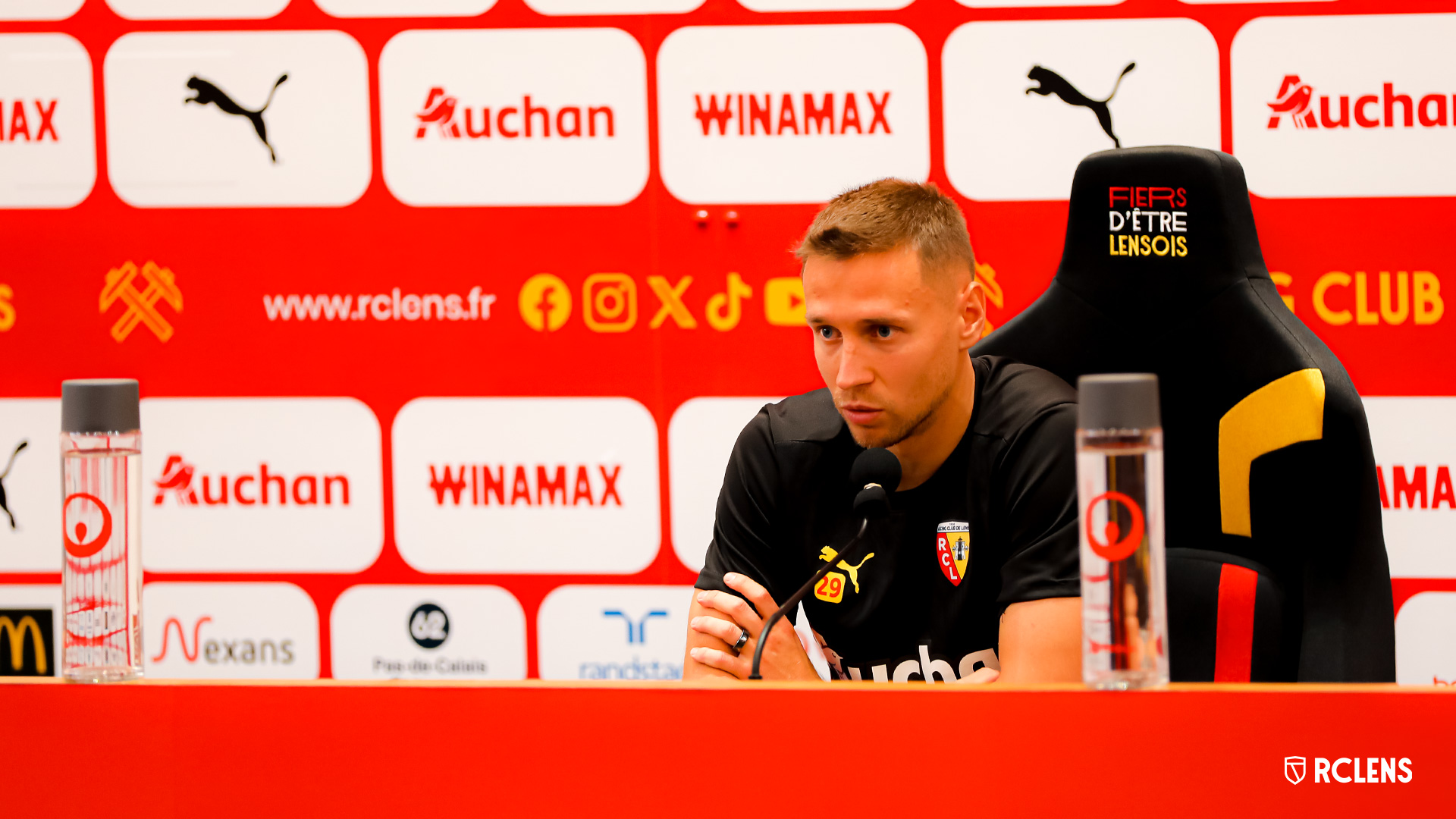 Avant RC Lens-OGC Nice Conférence de presse Przemyslaw Frankowski