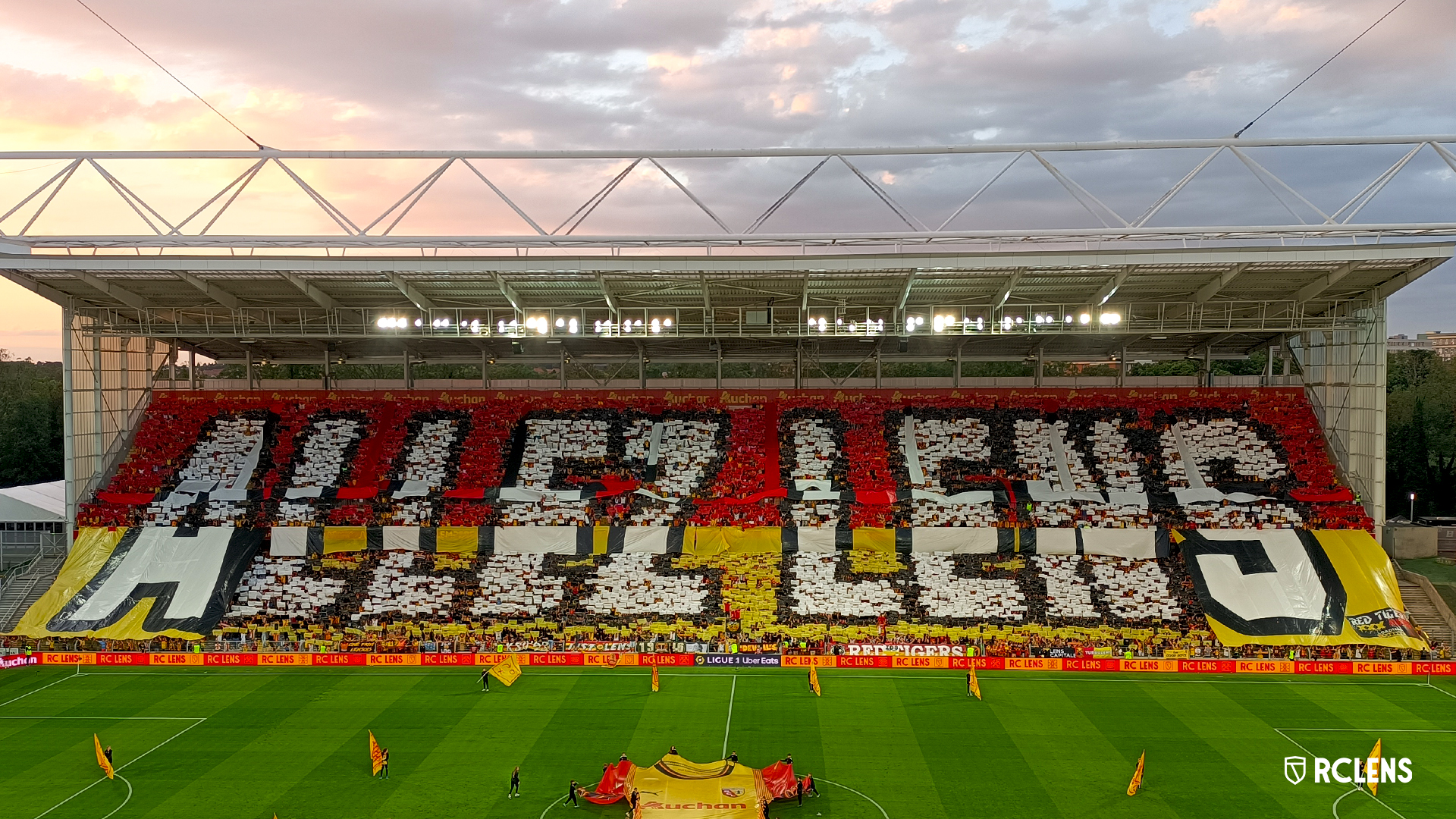 RC Lens-Stade Rennais : tifo 