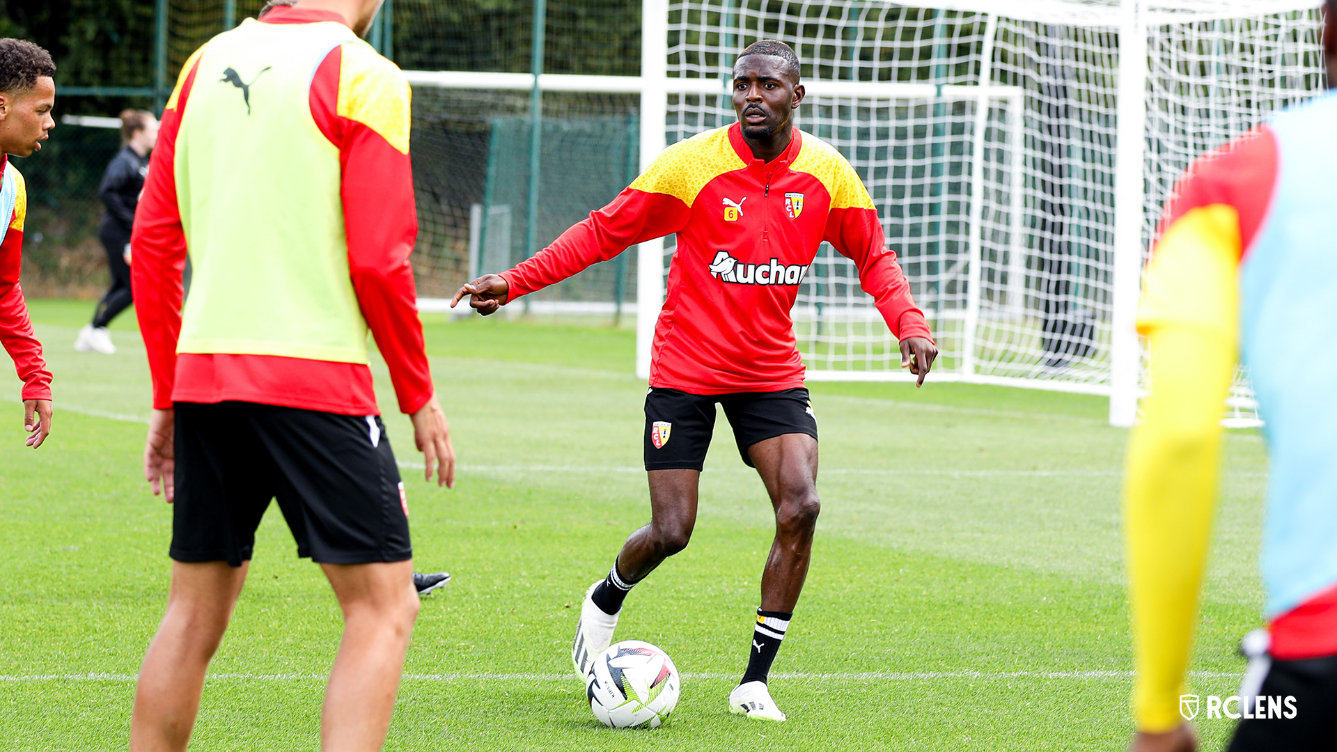 RC Lens : Salis Abdul Samed